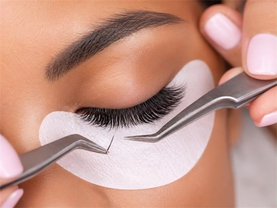 Volume russe doux à Toulouse — spécialité Cils By YH